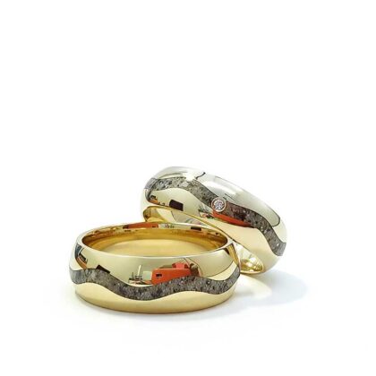 Gouden trouwringen met natuursteen inleg & briljant